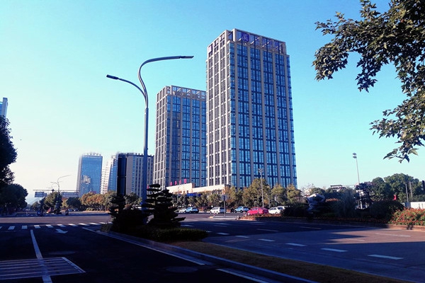 樓宇智能化專業(yè)化、系統(tǒng)化、節(jié)能化特點！
